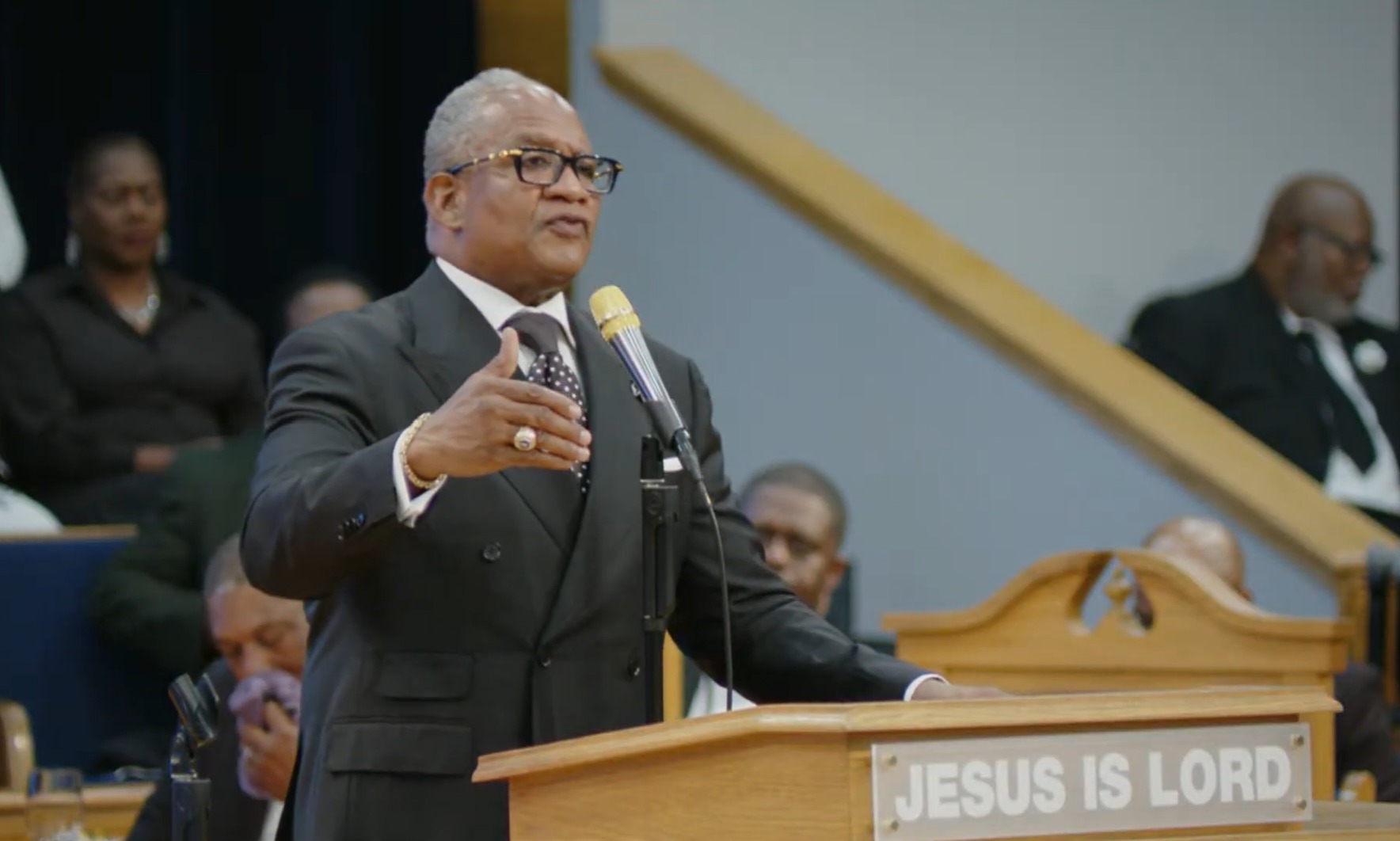 Bishop Patrick Wooden, popular NC pastor, defends Mark Robinson after CNN report