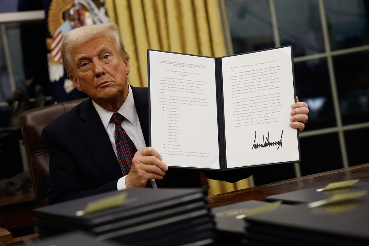 Top  6 issues Trump addressed in sweeping executive orders